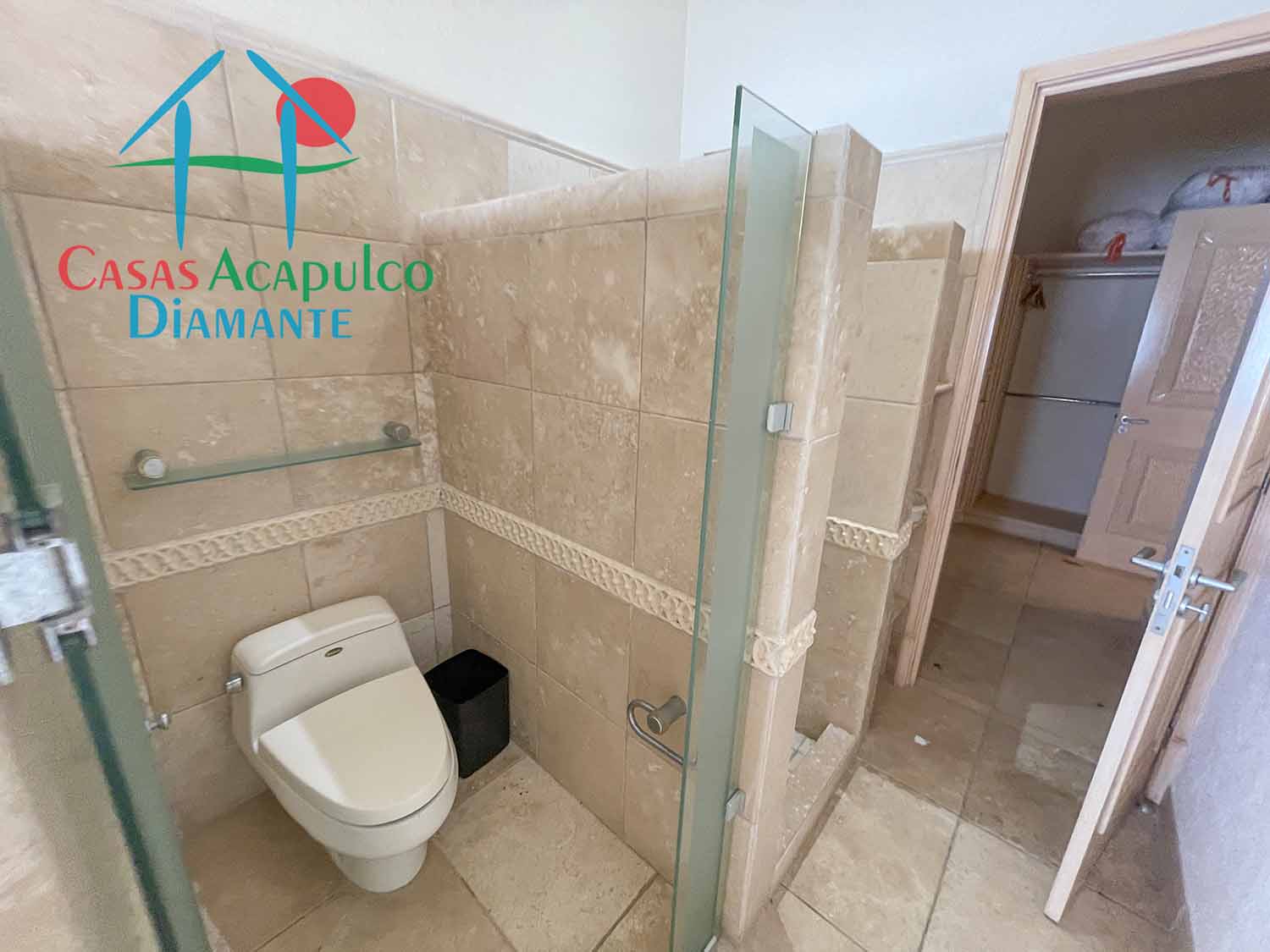 Tres Vidas Villa Universal - Recámara uno 9